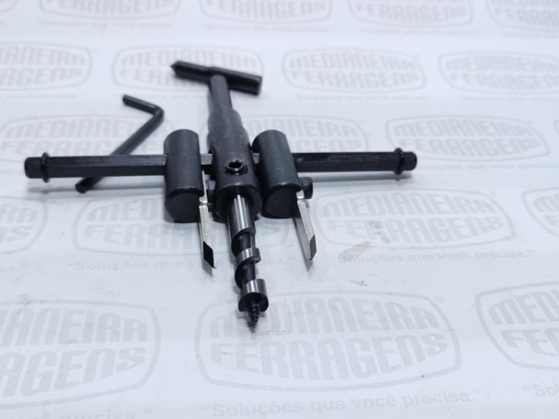 FURADOR CIRCULAR AJUSTÁVEL  30-120 MM