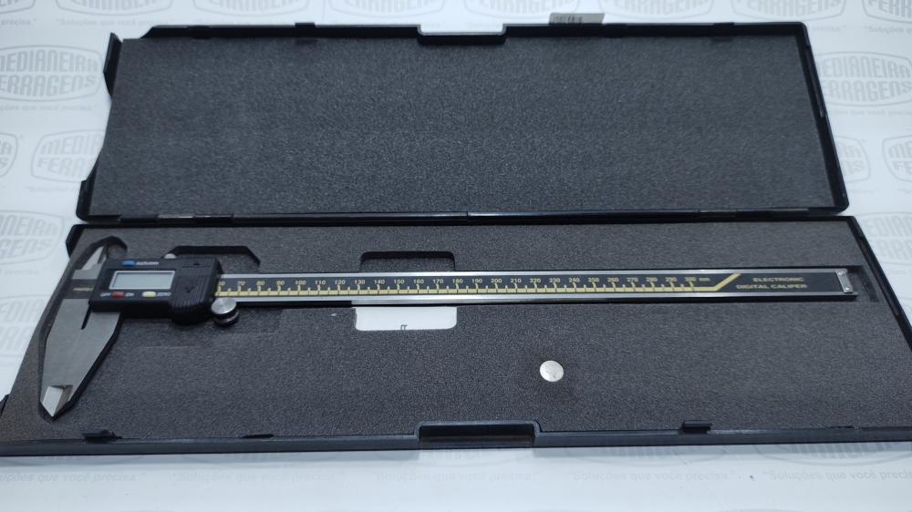 PAQUIMETRO 300/0.03 MM INOX DIGITAL